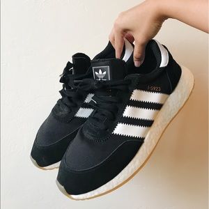 adidas Originals I-5923 Sneakers In Black 9.5